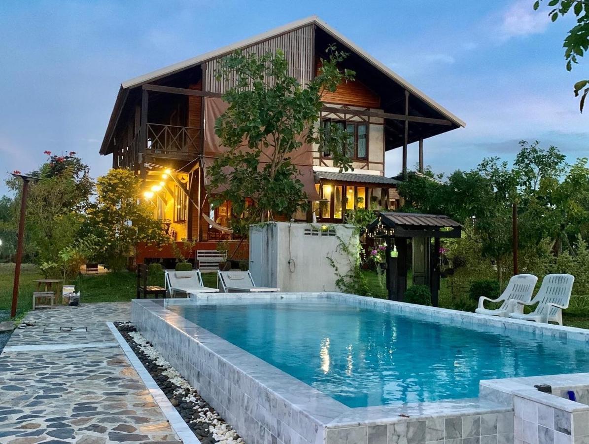 Rang Robin Farmstay With Swimming Pool Ban Wang Muang Exterior foto